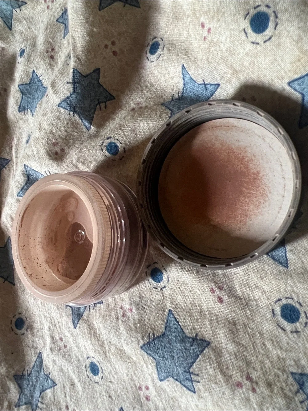 BAREMINERALS bisque concealer